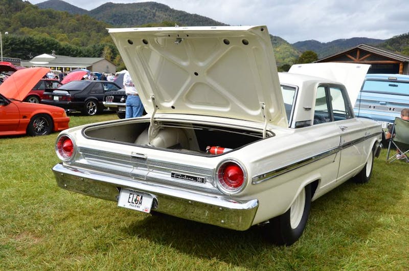 mustangs-invade-maggie-valley-the-44th-annual-mustangshelby-show-0298