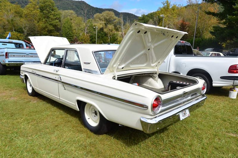 mustangs-invade-maggie-valley-the-44th-annual-mustangshelby-show-0300