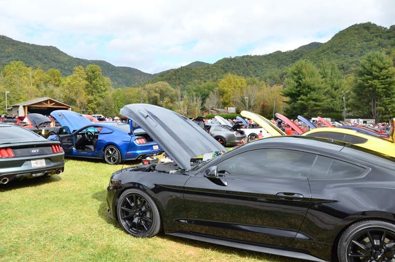 mustangs-invade-maggie-valley-the-44th-annual-mustangshelby-show-0349