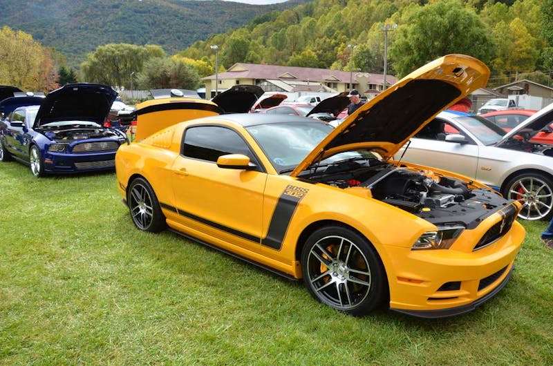 mustangs-invade-maggie-valley-the-44th-annual-mustangshelby-show-0365