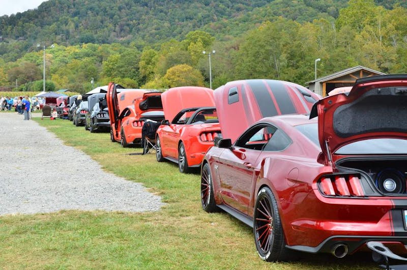 mustangs-invade-maggie-valley-the-44th-annual-mustangshelby-show-0394