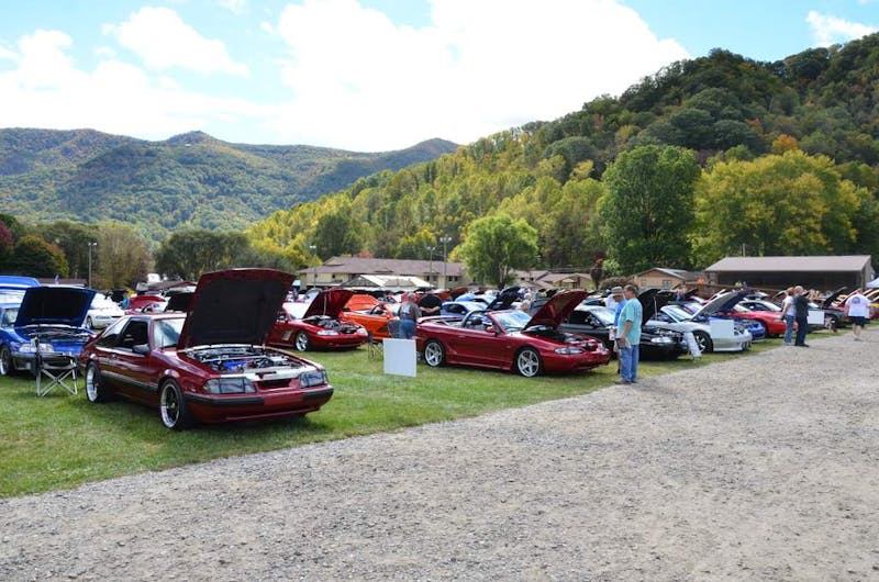 mustangs-invade-maggie-valley-the-44th-annual-mustangshelby-show-0414