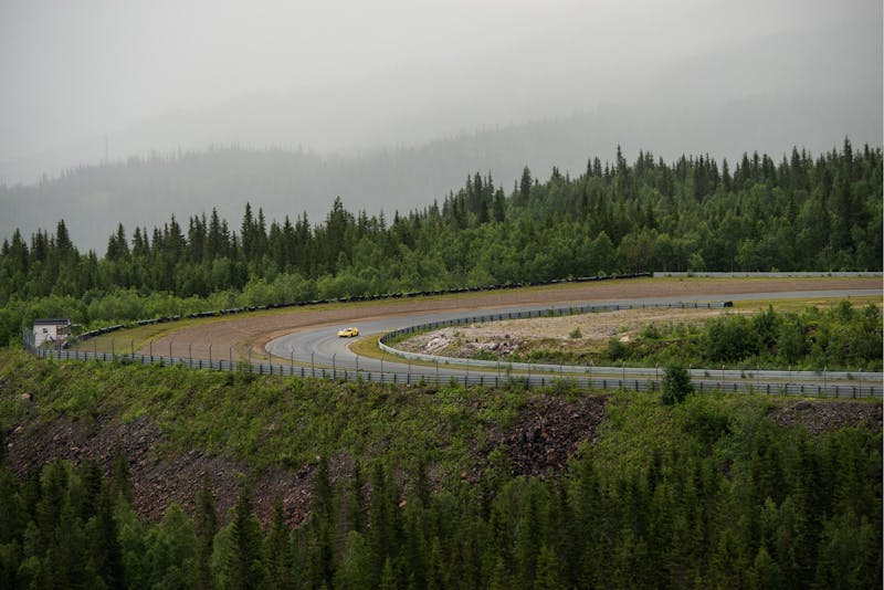 whats-it-like-to-take-a-dream-road-trip-in-a-ford-gt-0011