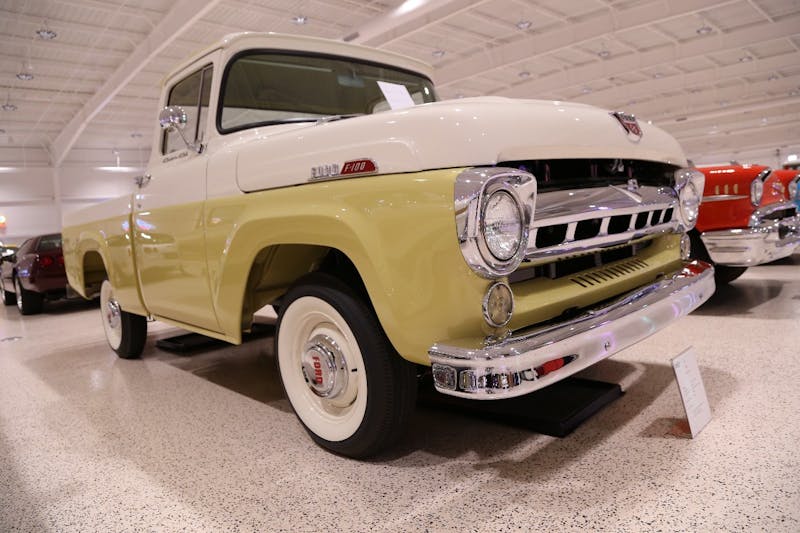 American-Muscle-Car-Museum-Tour-0351957-F-100