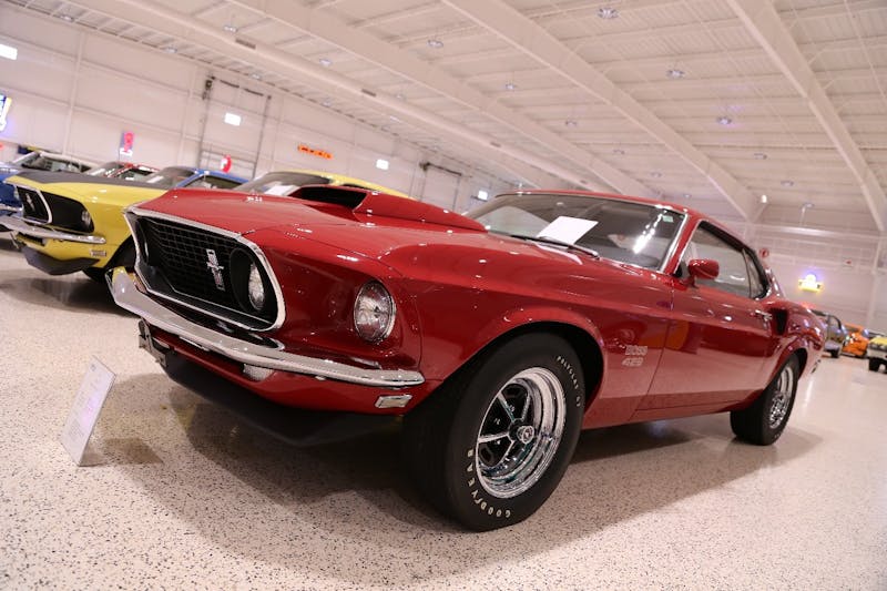 American-Muscle-Car-Museum-Tour-8321969-Boss-429