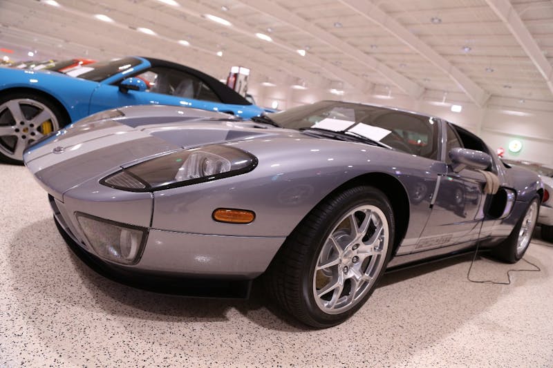 American-Muscle-Car-Museum-Tour-8932006-Ford-GT