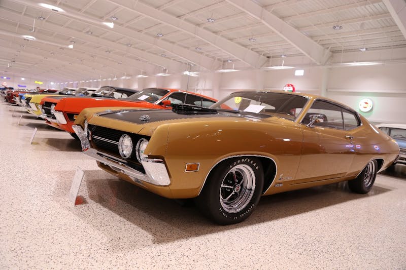 American-Muscle-Car-Museum-Tour-9021970-Torino-Cobra-429