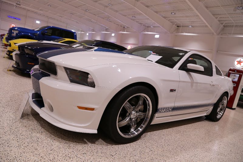 American-Muscle-Car-Museum-Tour-9842011-GT350