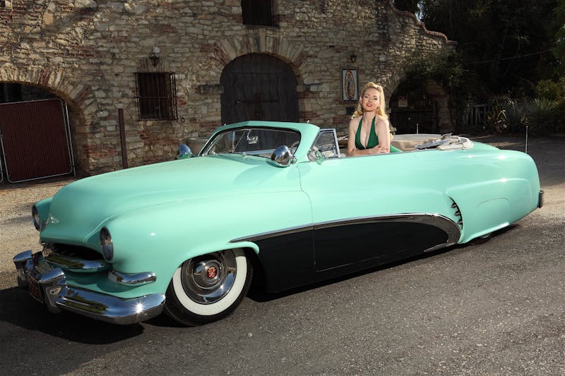 our-babe-of-the-month-the-lovely-bianca-cardoza-and-two-classics-0031