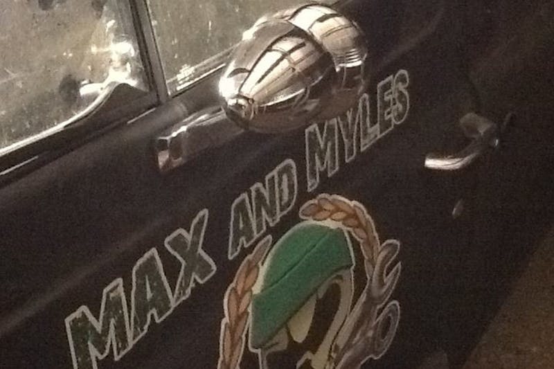 1970-Cadillac-Drivers-Side-Mirror-Aftermarket-Bullet