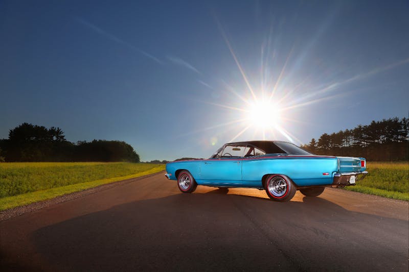 car-feature-when-a-turquoise-road-runner-is-your-best-option-0028