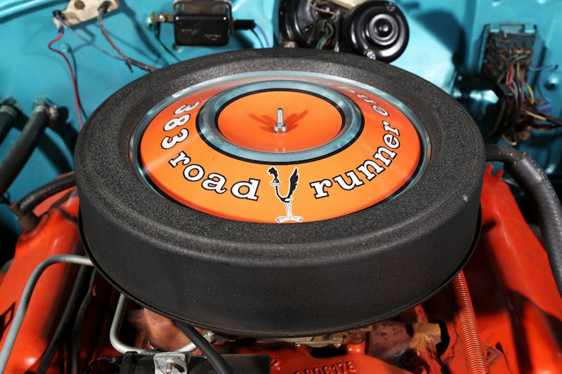 car-feature-when-a-turquoise-road-runner-is-your-best-option-0034