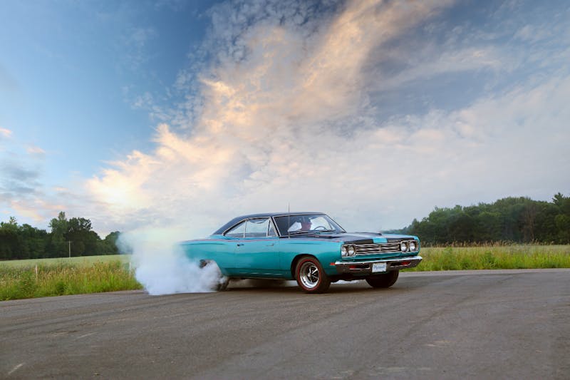 car-feature-when-a-turquoise-road-runner-is-your-best-option-0041