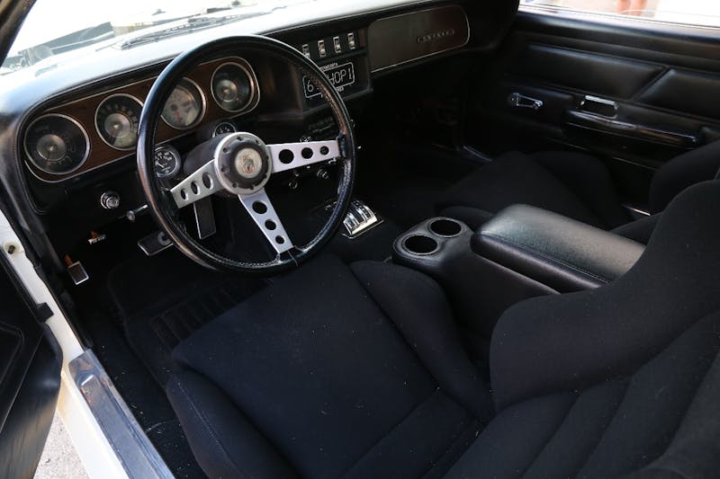 chopped-dropped-1969-mustang-built-the-old-school-way-0022