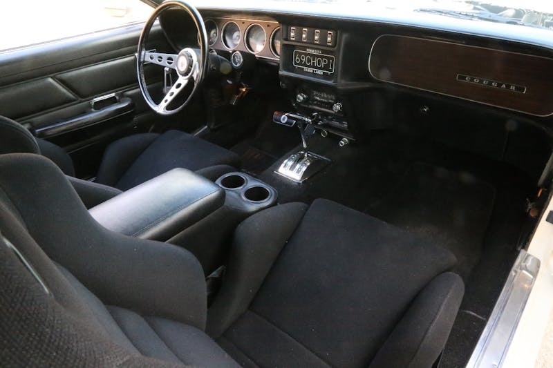 chopped-dropped-1969-mustang-built-the-old-school-way-0024