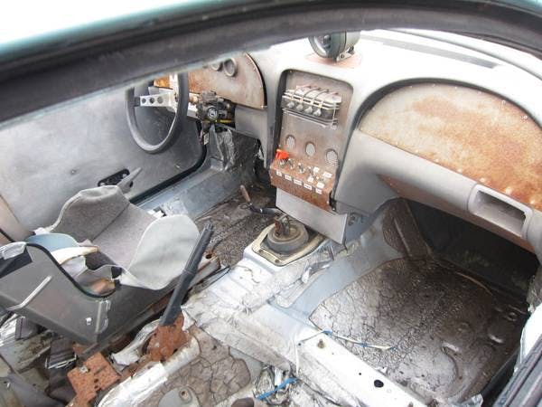 craigslist-find-one-of-a-kind-race-ready-mustang-0016