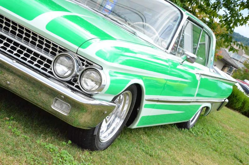 cruisin-the-strip-ford-style-in-pigeon-forge-0026