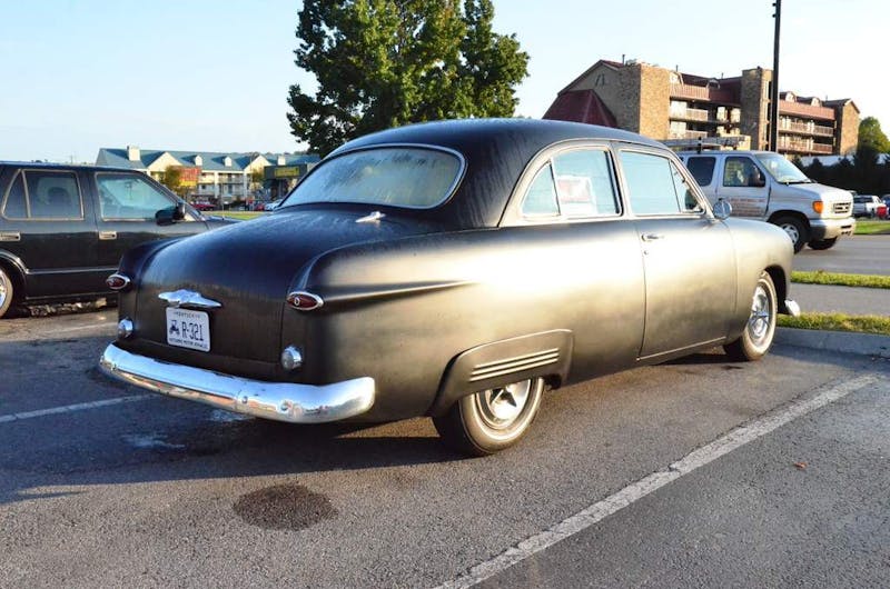 cruisin-the-strip-ford-style-in-pigeon-forge-0039