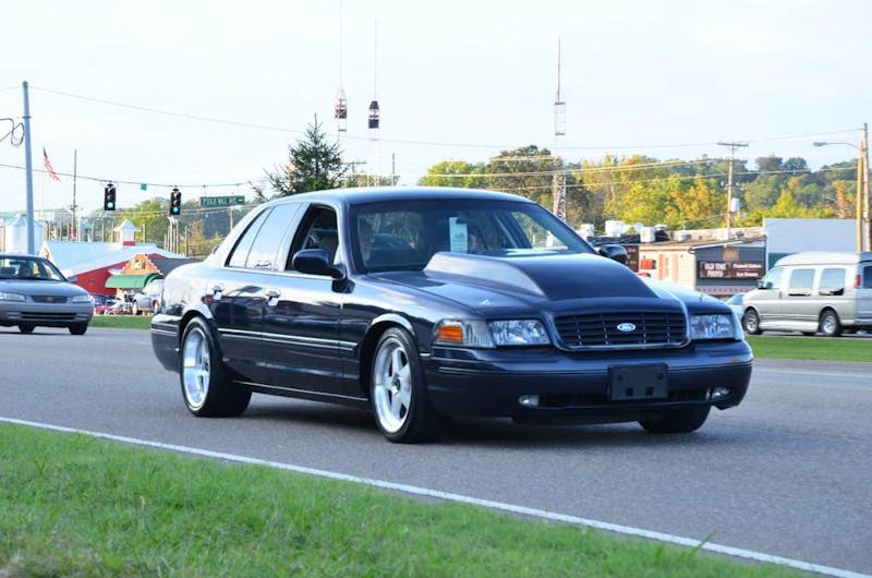 cruisin-the-strip-ford-style-in-pigeon-forge-0059