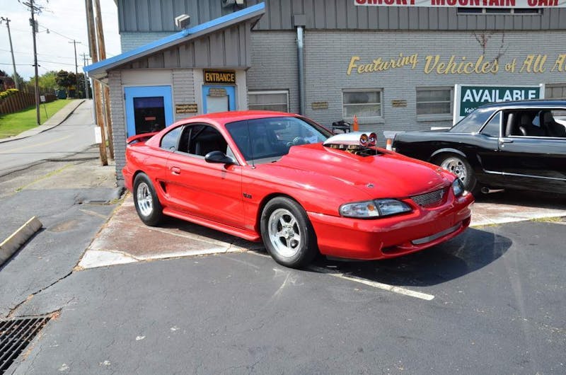 cruisin-the-strip-ford-style-in-pigeon-forge-0090