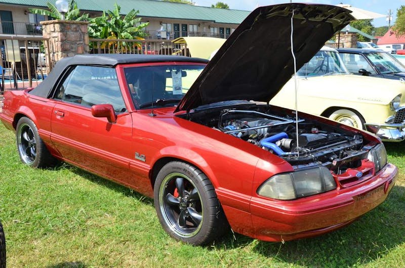 cruisin-the-strip-ford-style-in-pigeon-forge-0099
