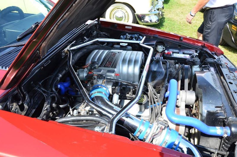 cruisin-the-strip-ford-style-in-pigeon-forge-0101