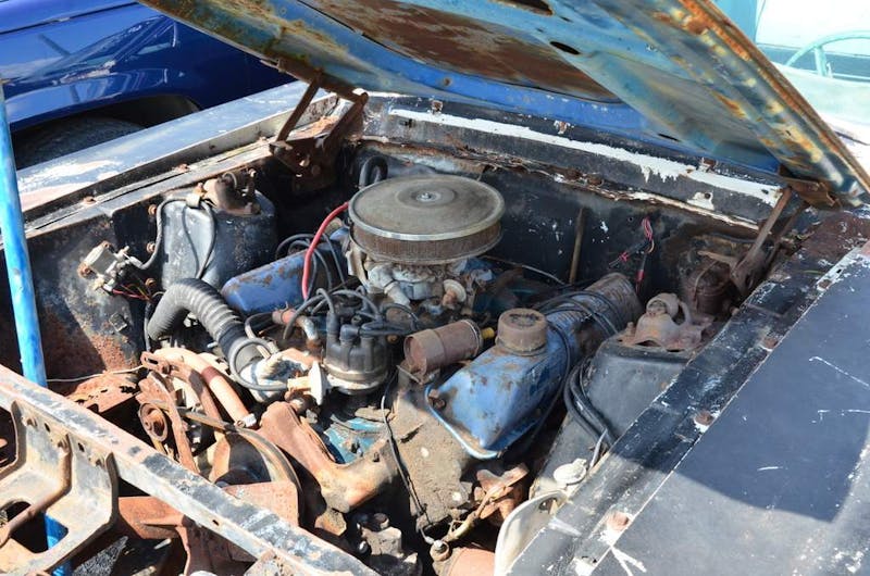 cruisin-the-strip-ford-style-in-pigeon-forge-0108