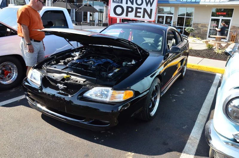 cruisin-the-strip-ford-style-in-pigeon-forge-0197