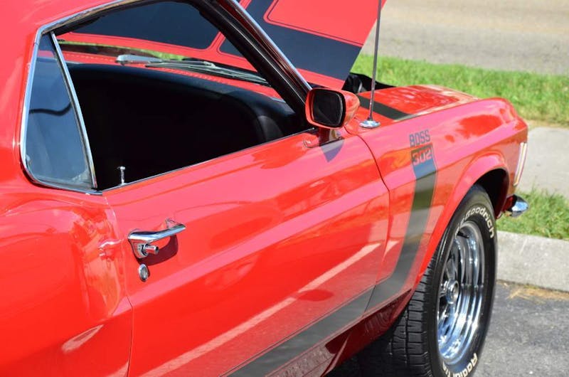 cruisin-the-strip-ford-style-in-pigeon-forge-0227