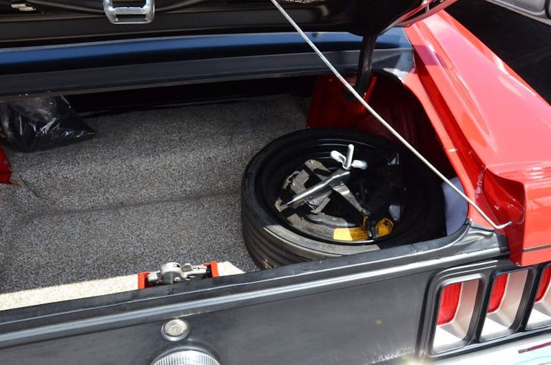 cruisin-the-strip-ford-style-in-pigeon-forge-0228