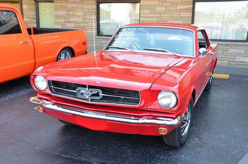 cruisin-the-strip-ford-style-in-pigeon-forge-0255