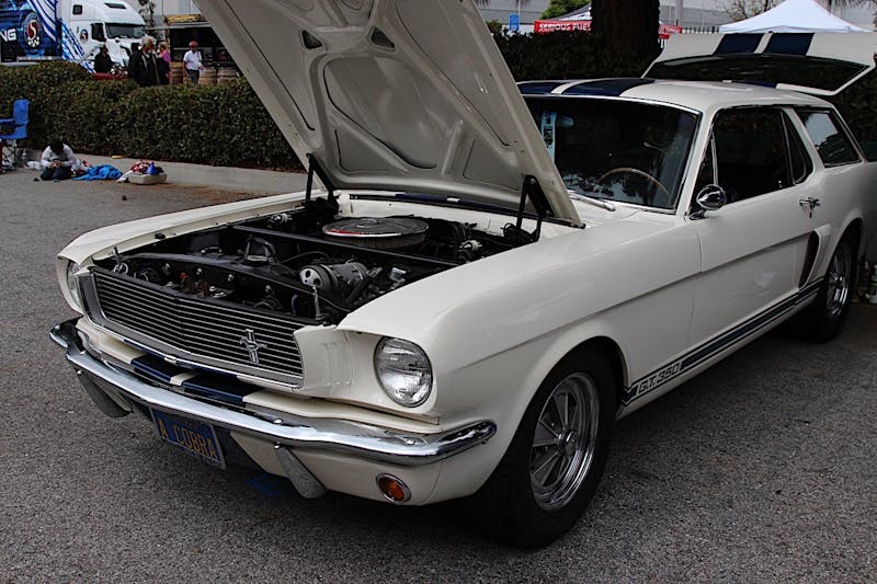 EdelbrockMustangWagon-07