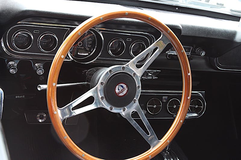 EdelbrockMustangWagon-08