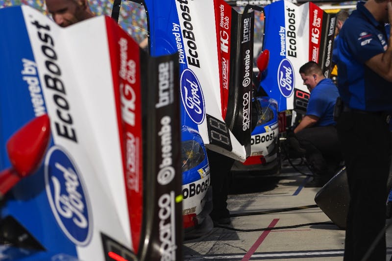 Ford-GT-Races-IMSA-Daytona-5550o