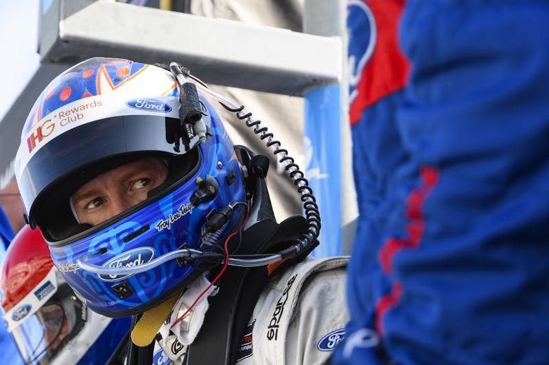 Ford-GT-Races-IMSA-Daytona-6705o