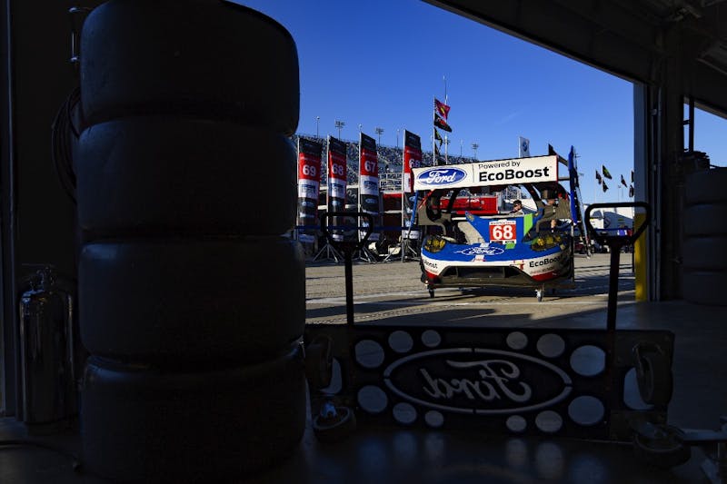 Ford-GT-Races-IMSA-Daytona-8866o