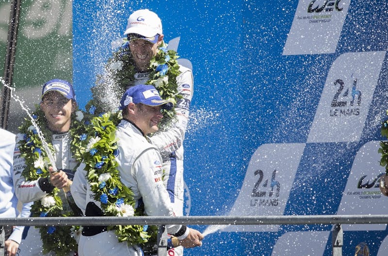 10296clFord-GT-Finishes-P2-At-Le-Mans-2017-34576458633o