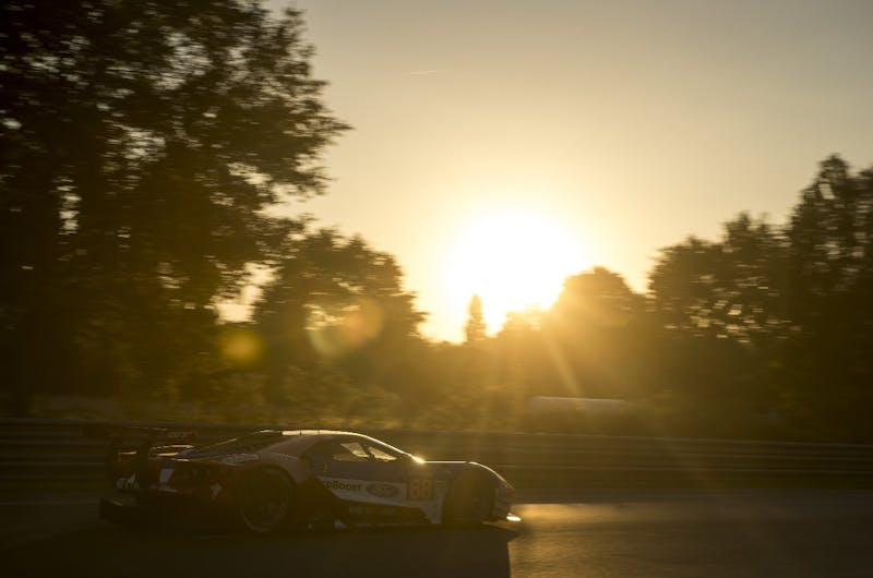 6994clFord-GT-Finishes-P2-At-Le-Mans-2017-35204516122o