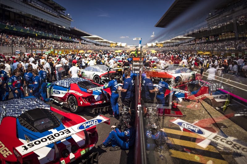 7692dgFord-GT-Finishes-P2-At-Le-Mans-2017-35197139502o