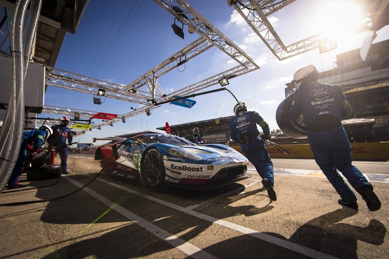 8330dgFord-GT-Finishes-P2-At-Le-Mans-2017-34561702133o