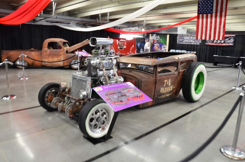 fords-invade-the-charlotte-auto-fair-0093