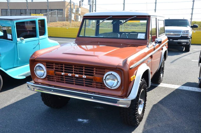 fords-invade-the-charlotte-auto-fair-0235