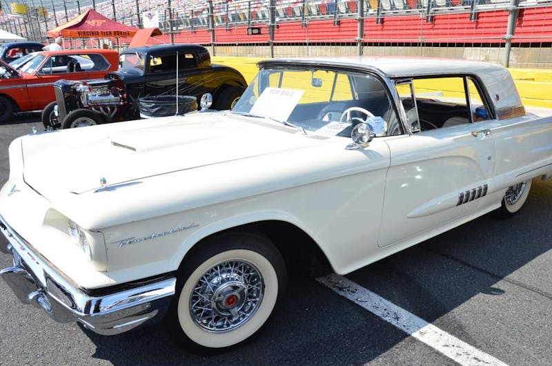 fords-invade-the-charlotte-auto-fair-0292