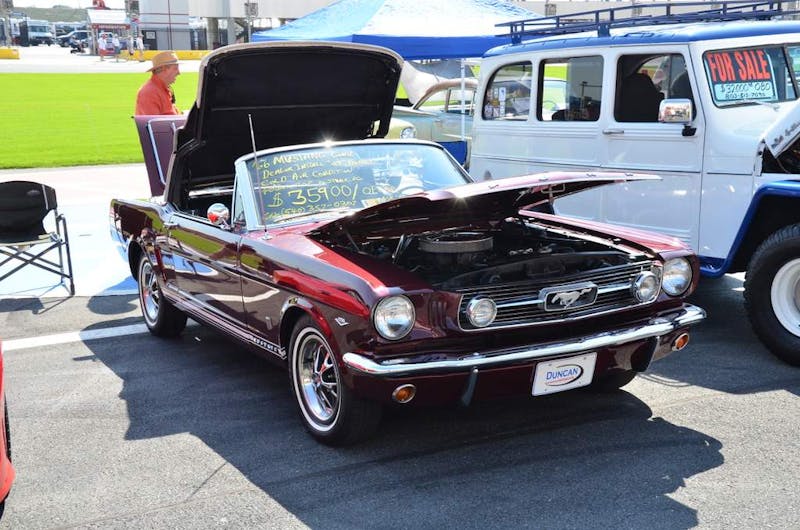 fords-invade-the-charlotte-auto-fair-0297