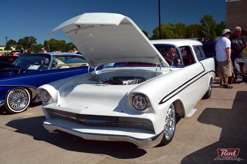 g3-rods-built-custom-56-nomad-shines-bright-in-hot-rod-scene-0001