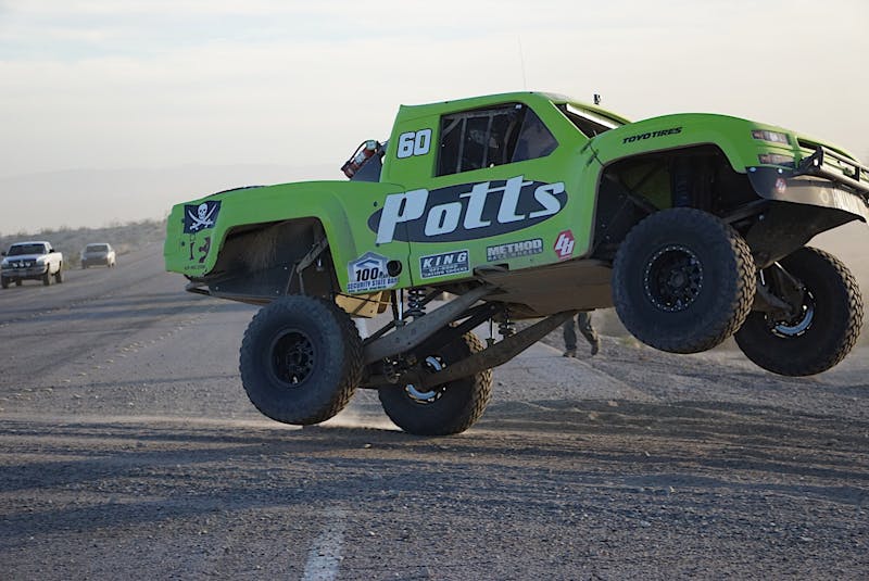 gust-and-bent-metal-puts-the-rage-at-rage-at-the-river-0098