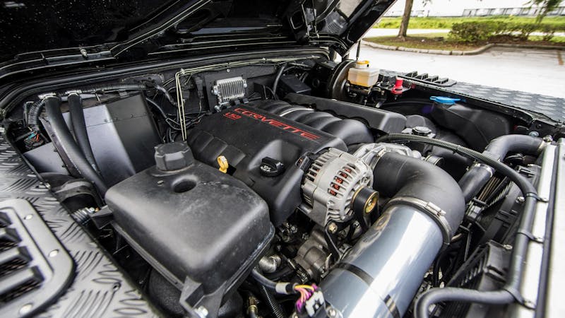 Video-The-Honey-Badger-is-a-LR-Defender-with-Corvette-heart-5