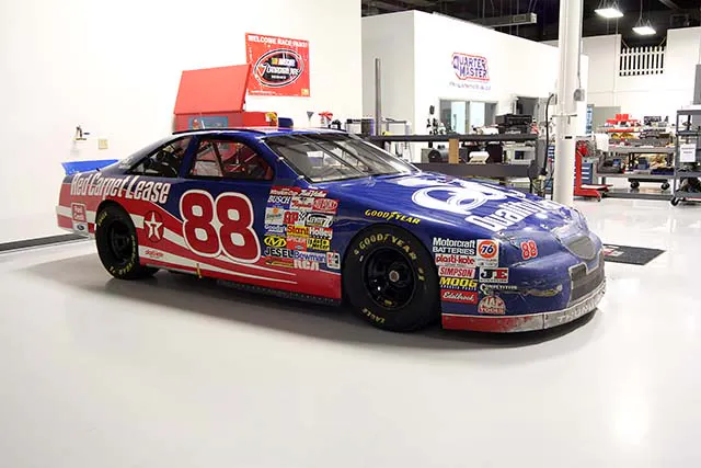 Robert Yates Racing Ford 02