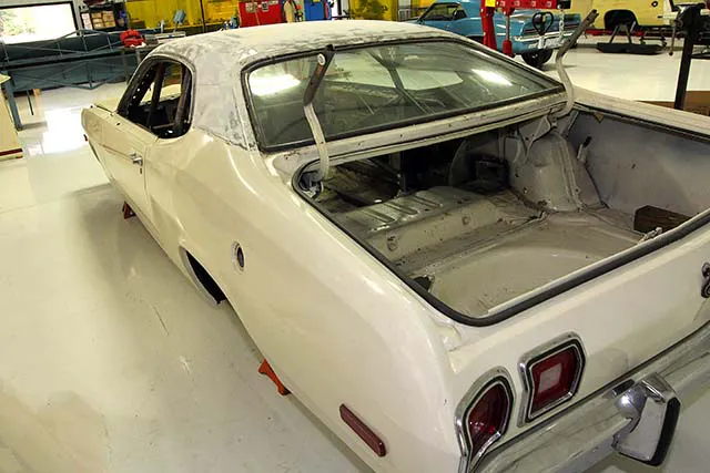 The rears will be mini-tubbed to accept a 295 wide wheel/tire combination.