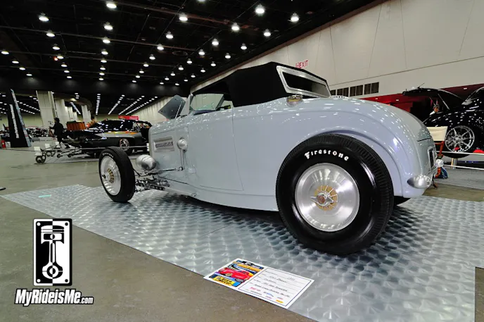 2014-Detroit-Autorama-Hot-Rods-Upstairs-1
